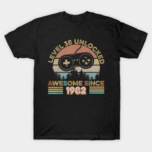 38th Birthday Level 38 Unlocked Born In 1982 Gift T-Shirt